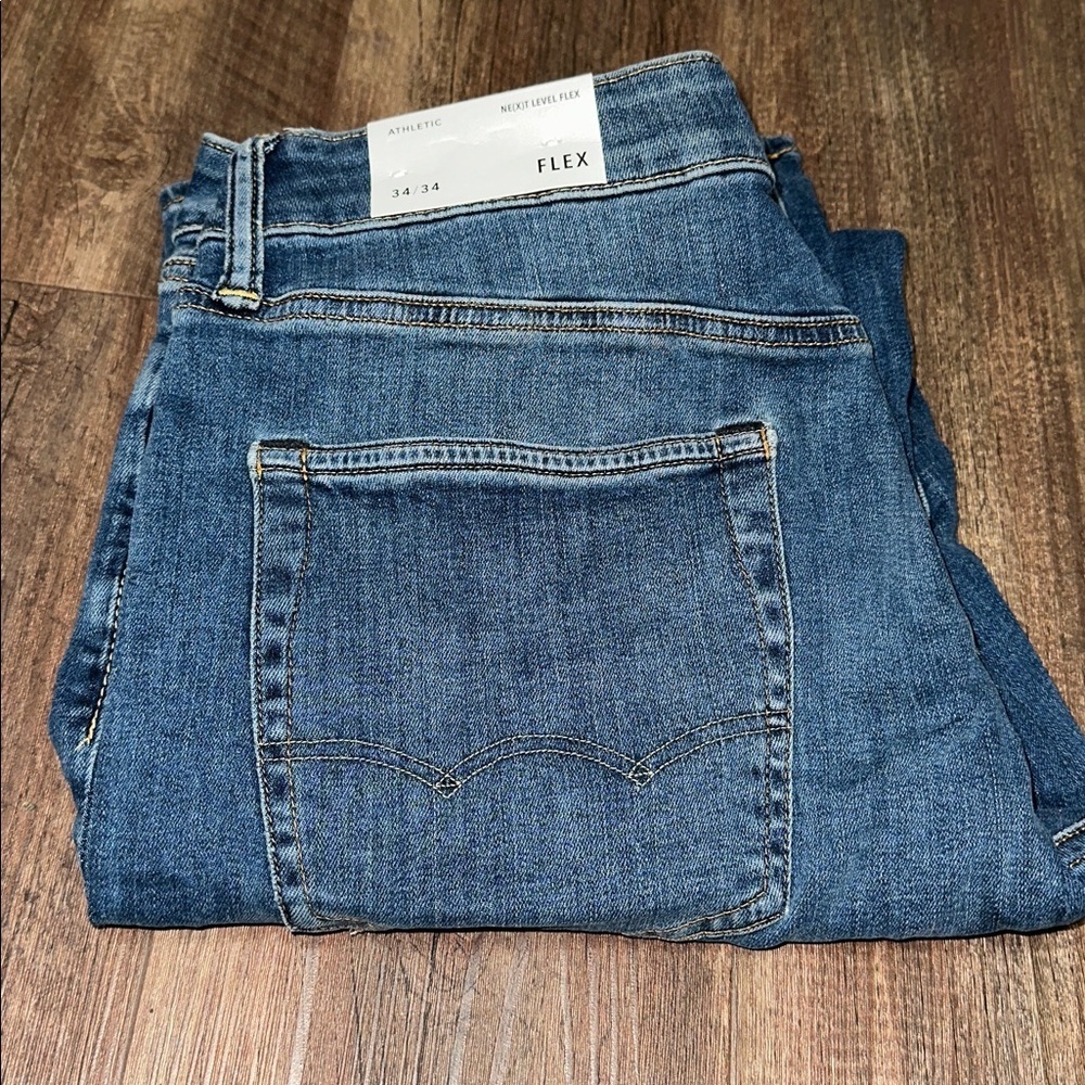 Men’s American Eagle Next level flex athletic jeans NWT 34/34